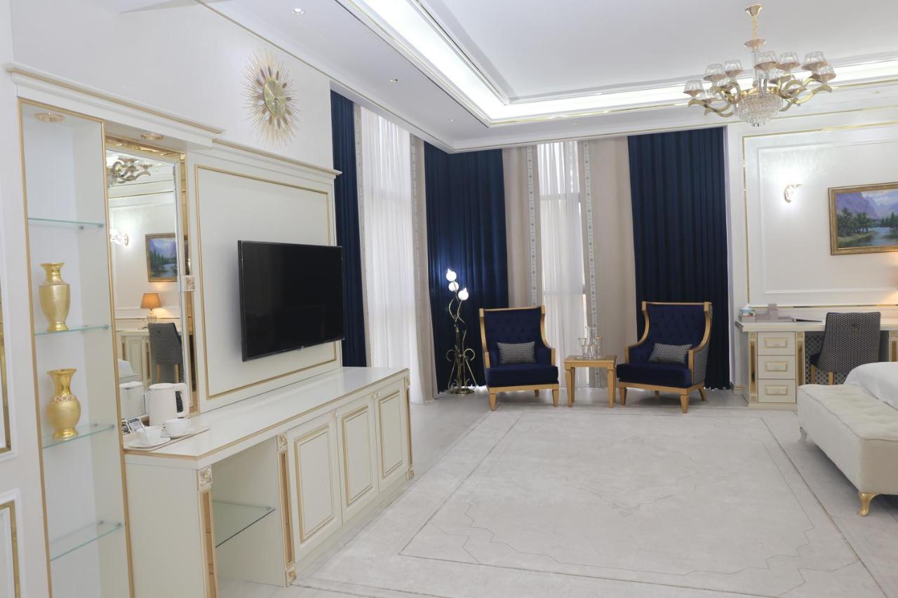 Safo Dushanbe Exterior foto